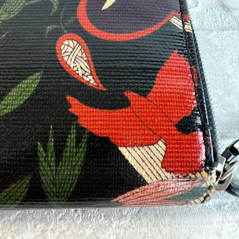 Sakroots Wallet Zip Around Artist‎ Circle Peace Bird Floral Embroidered Black